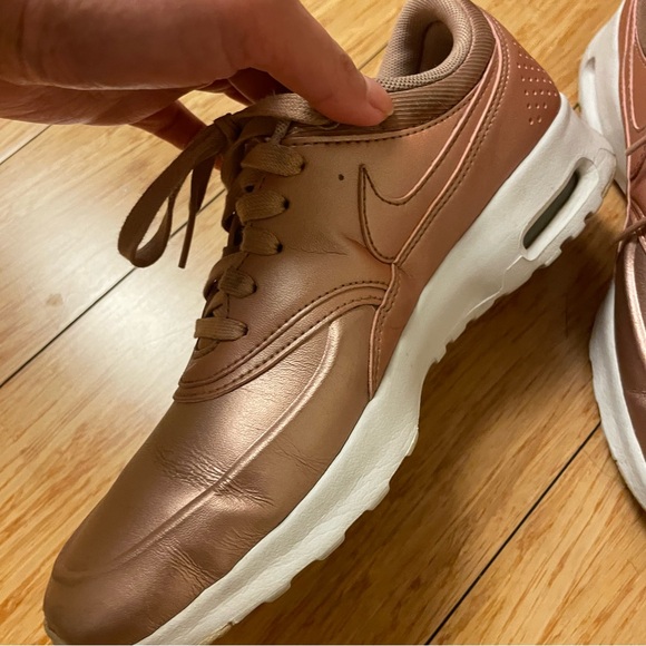 Nike W Air Max Thea in Rose Gold - Picture 11 of 15